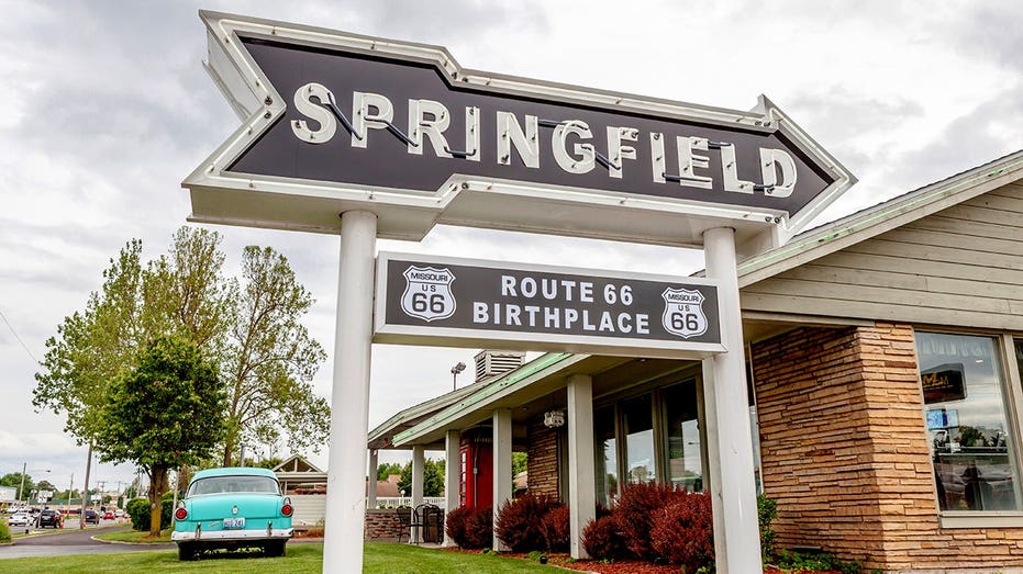 Classic cars, packed streets as Springfield erupts for Route 66 celebration, drawing national attention Canberra Private Schools